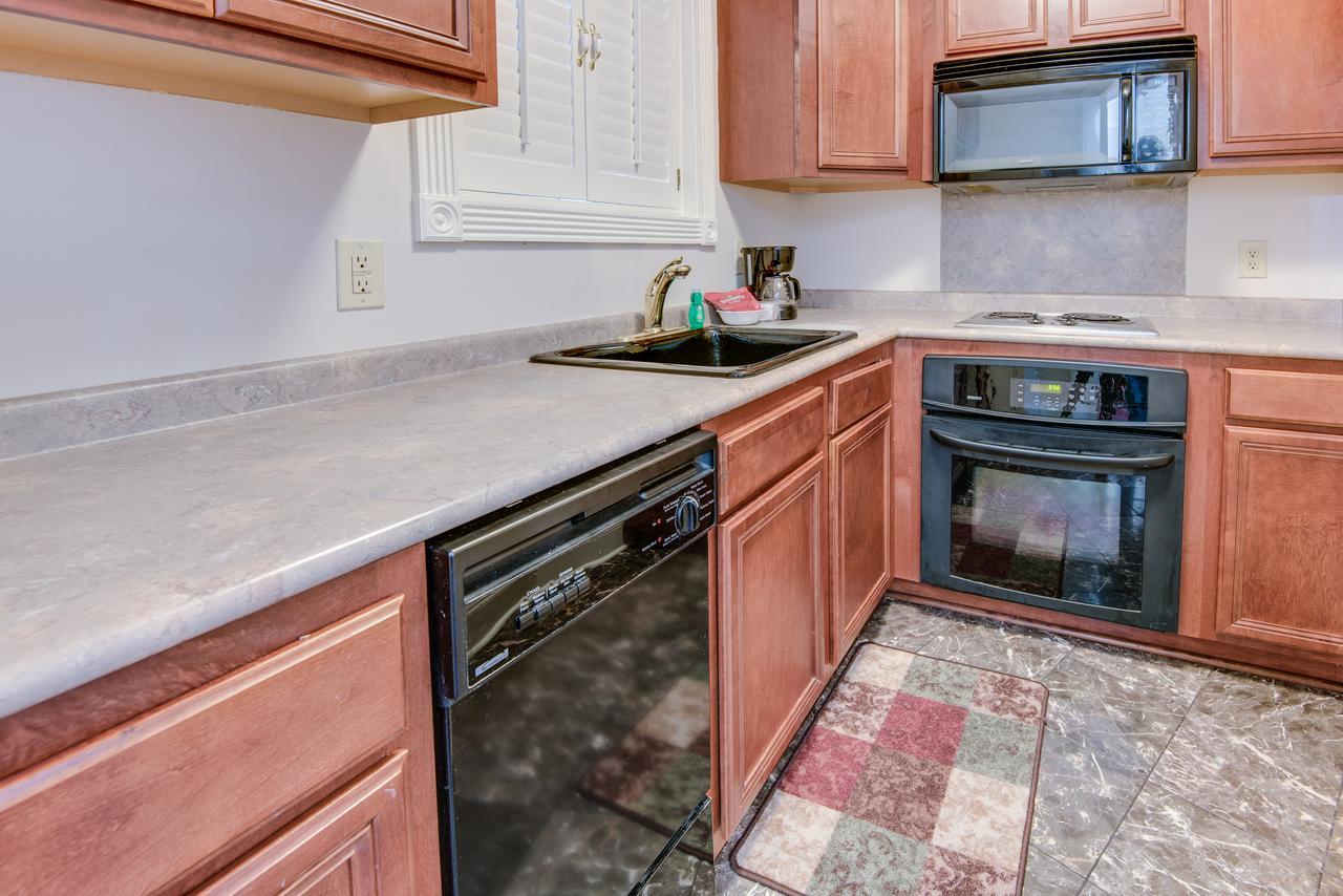 LA Plaza Apartments Metairie Kültér fotó